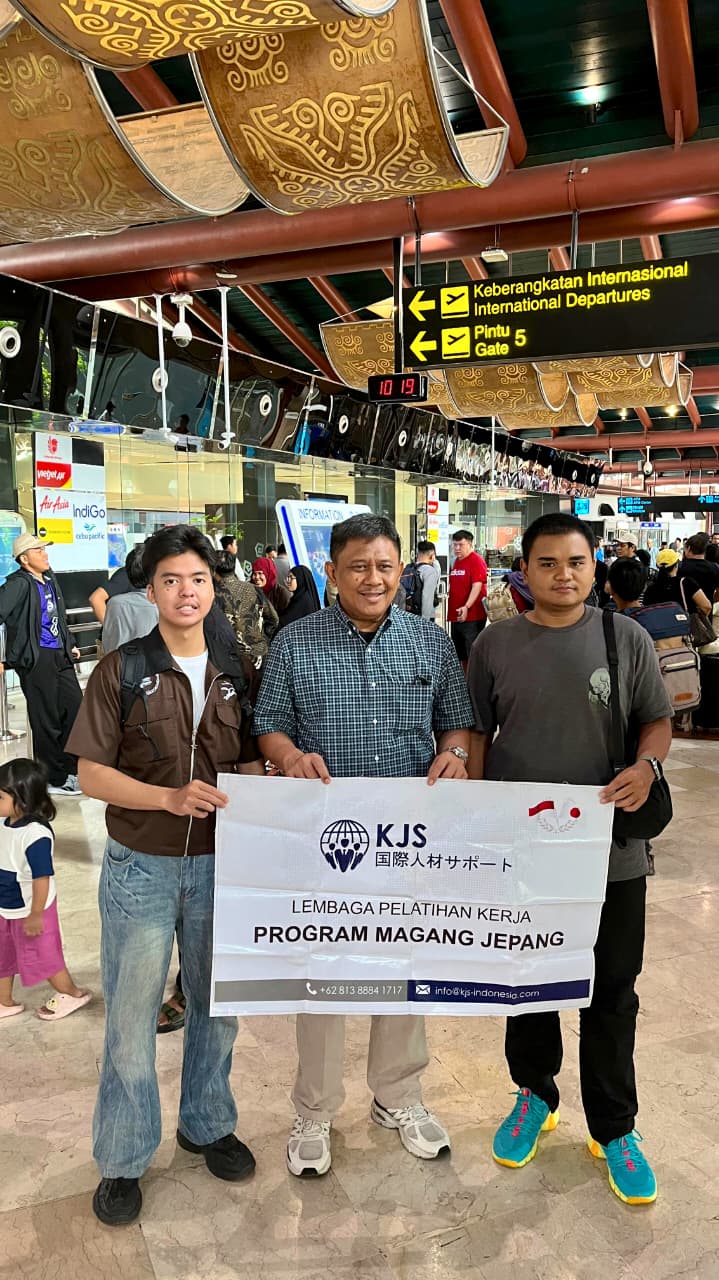 WhatsApp Image 2025-10-13 at 17.42